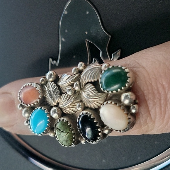 Size 6 1/2in. sterling silver 925 multistone with leaf design 1 1/2 in long ring - Picture 7 of 8